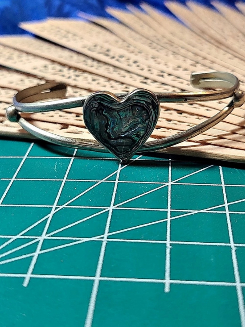 Heart Inlay 925 Silver-Tone Bracelet